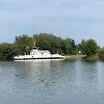 Riverblick Near Frankfurt Hainburg