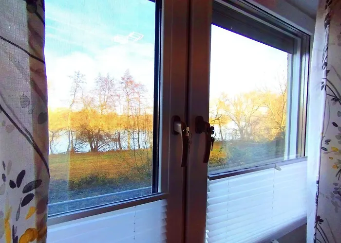 Riverblick Near Frankfurt * Hainburg